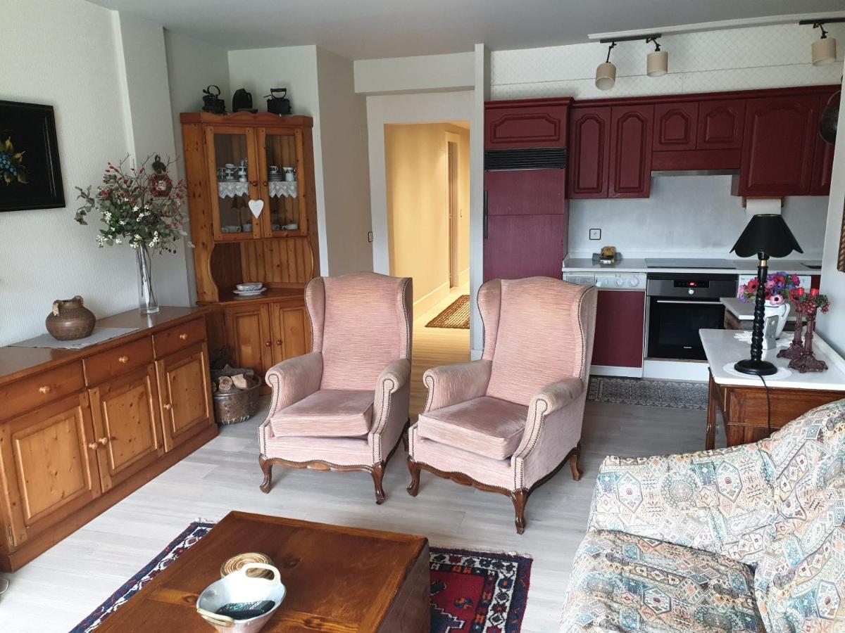 Apartamento Los Valles Jaca Extérieur photo