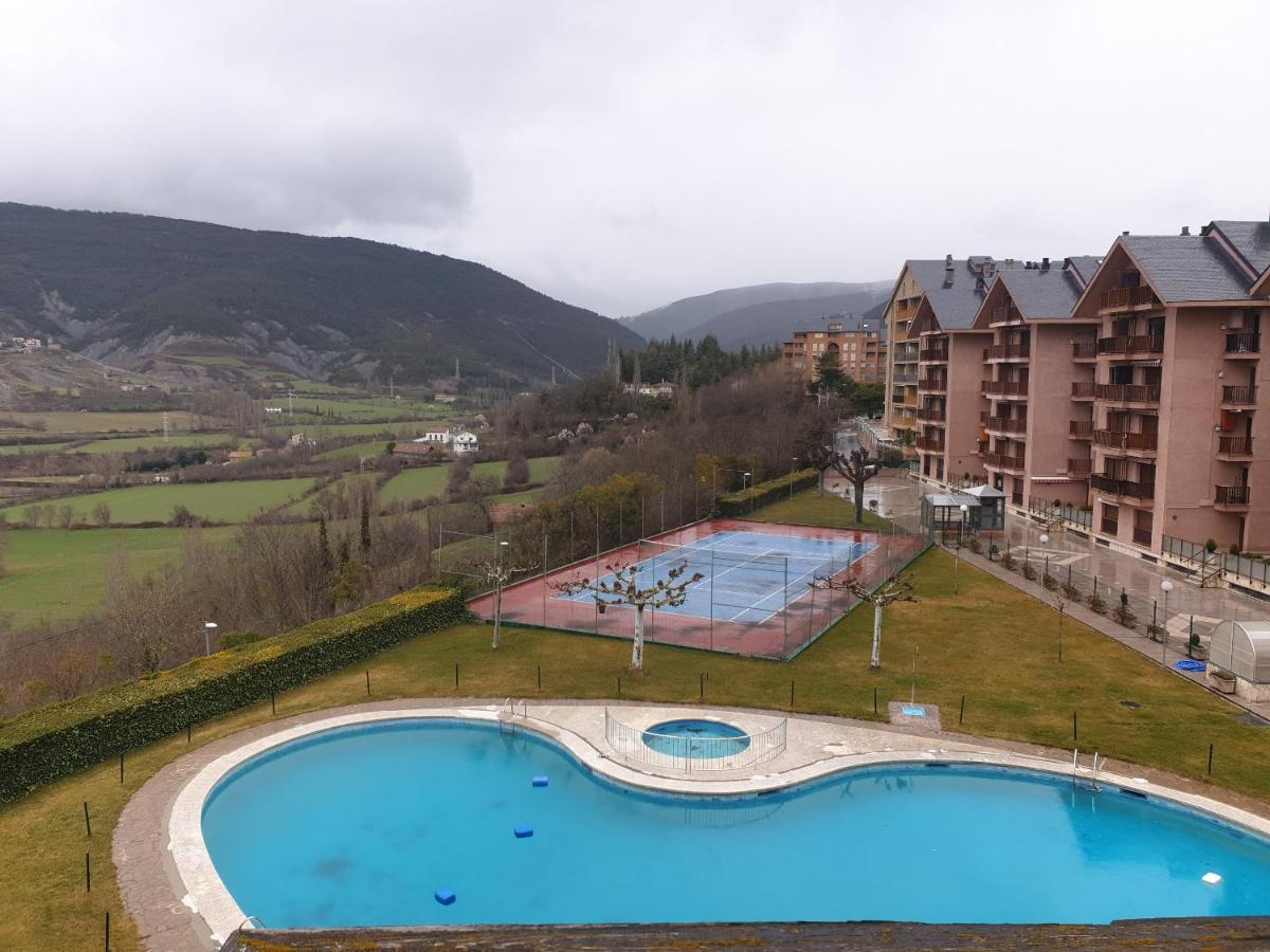 Apartamento Los Valles Jaca Extérieur photo